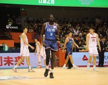 沙约克31分6篮板，山东男篮112-88主场力克广东男篮