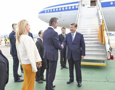 习近平访美首日｜美高级官员在机场迎接，中美元首将于15日会晤