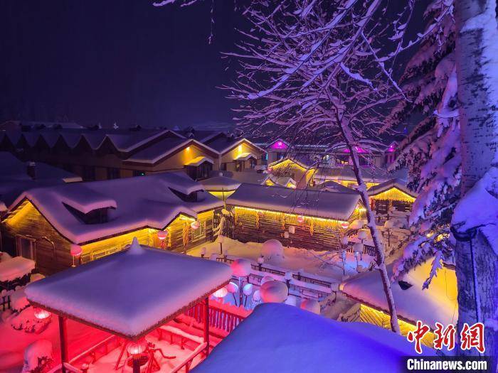 中国雪乡满雪开园 设施环境提档升级