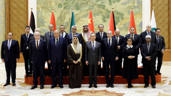 阿拉伯、伊斯兰国家外长联合代表团今日起访华，外交部：将就巴以冲突深入交换意见